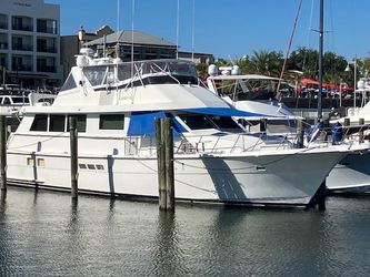 71' Hatteras 1999 Yacht For Sale